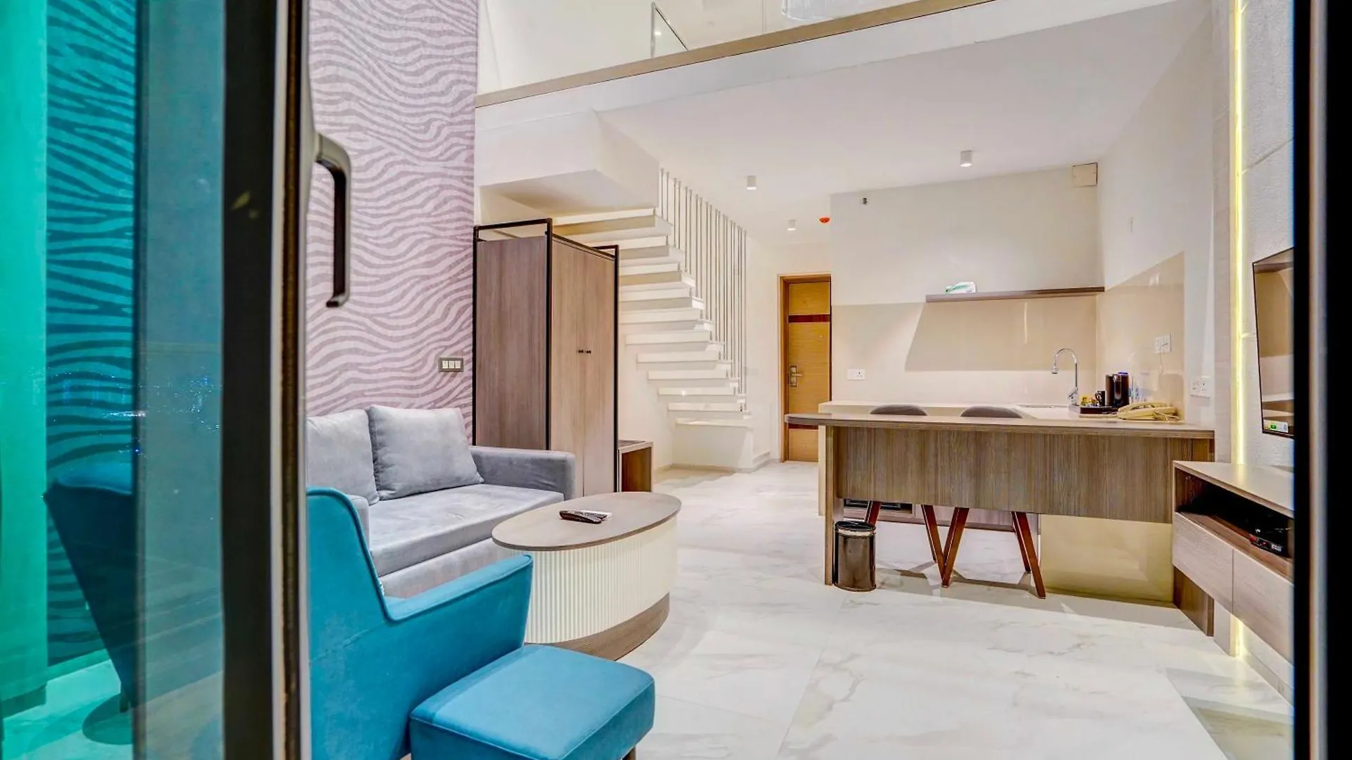 Luxurious Residences By Sunday At M3M Broadway Sec 71 Gurgaon 5*,  India