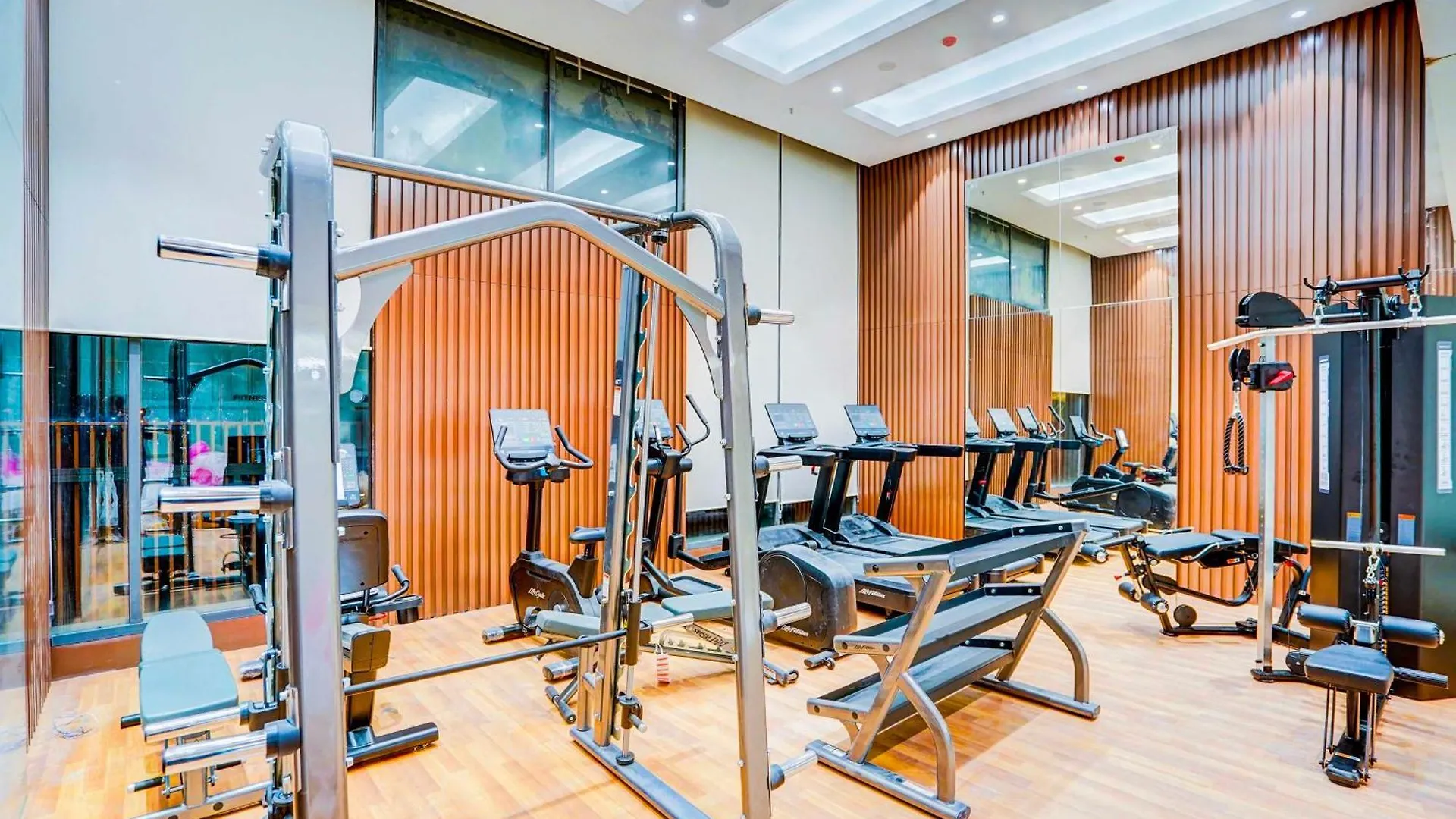 Luxurious Residences By Sunday At M3M Broadway Sec 71 Γκουργκάον
